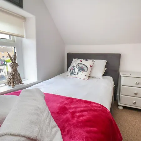 1 Roxby Terrace 度假居 *