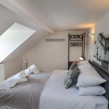 1 Roxby Terrace Thornton Dale