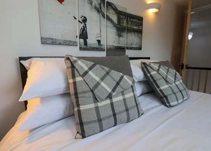 1 Roxby Terrace * Thornton Dale